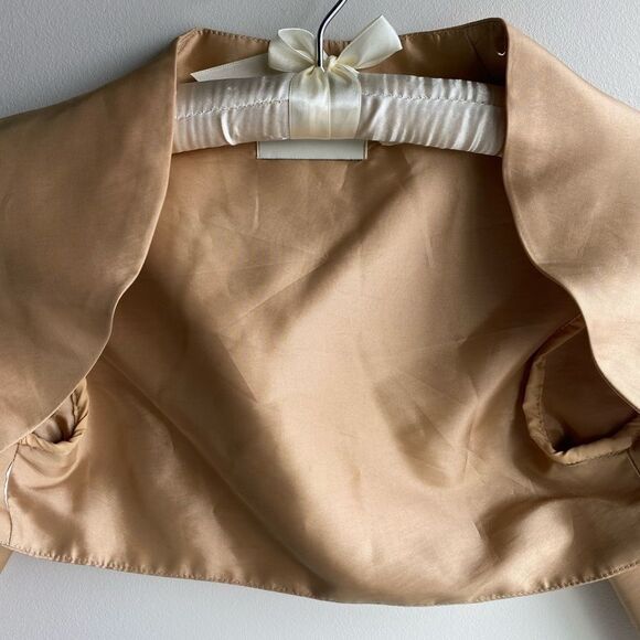 By Light‎ In The Box Cropped Jacket - Picture 2 of 6